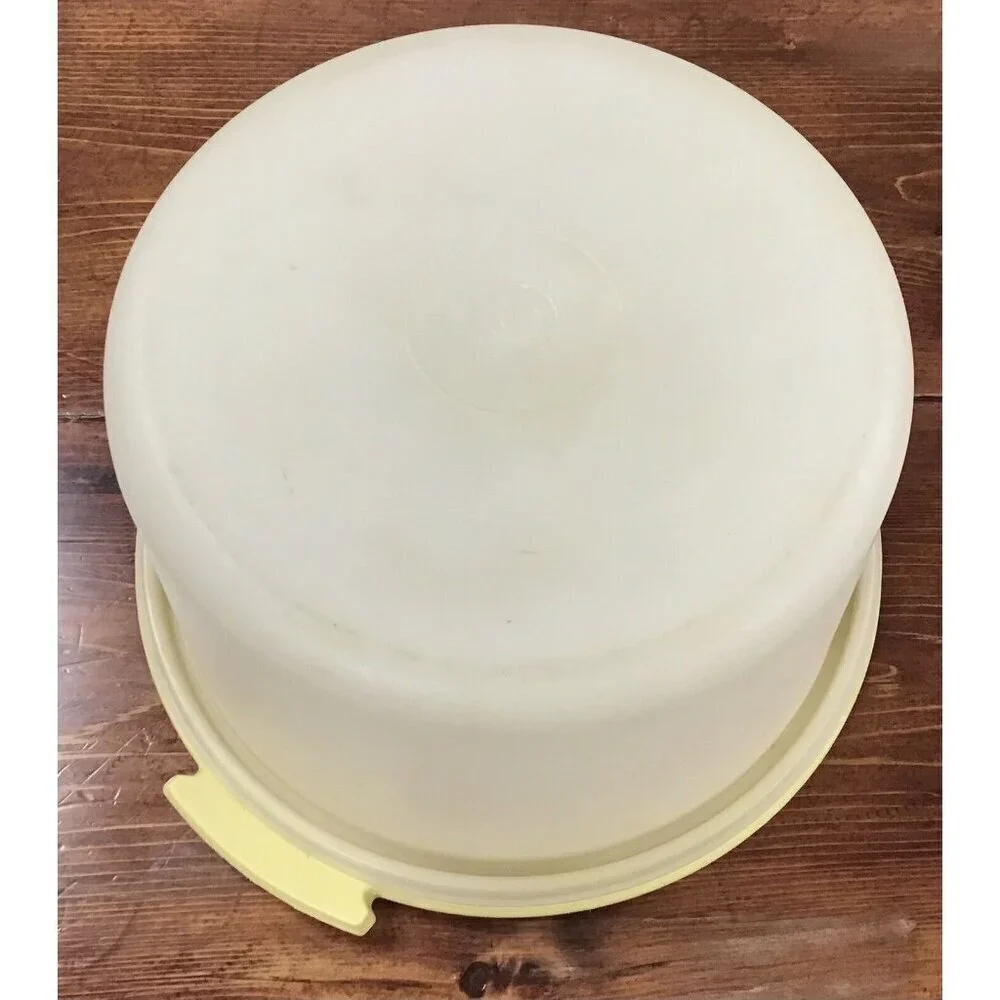Tupperware this lot